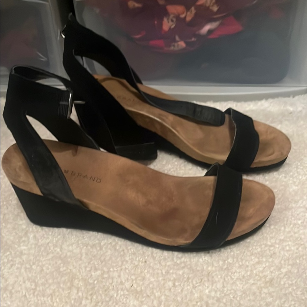 Lucky Brand Black Wedge Sandals